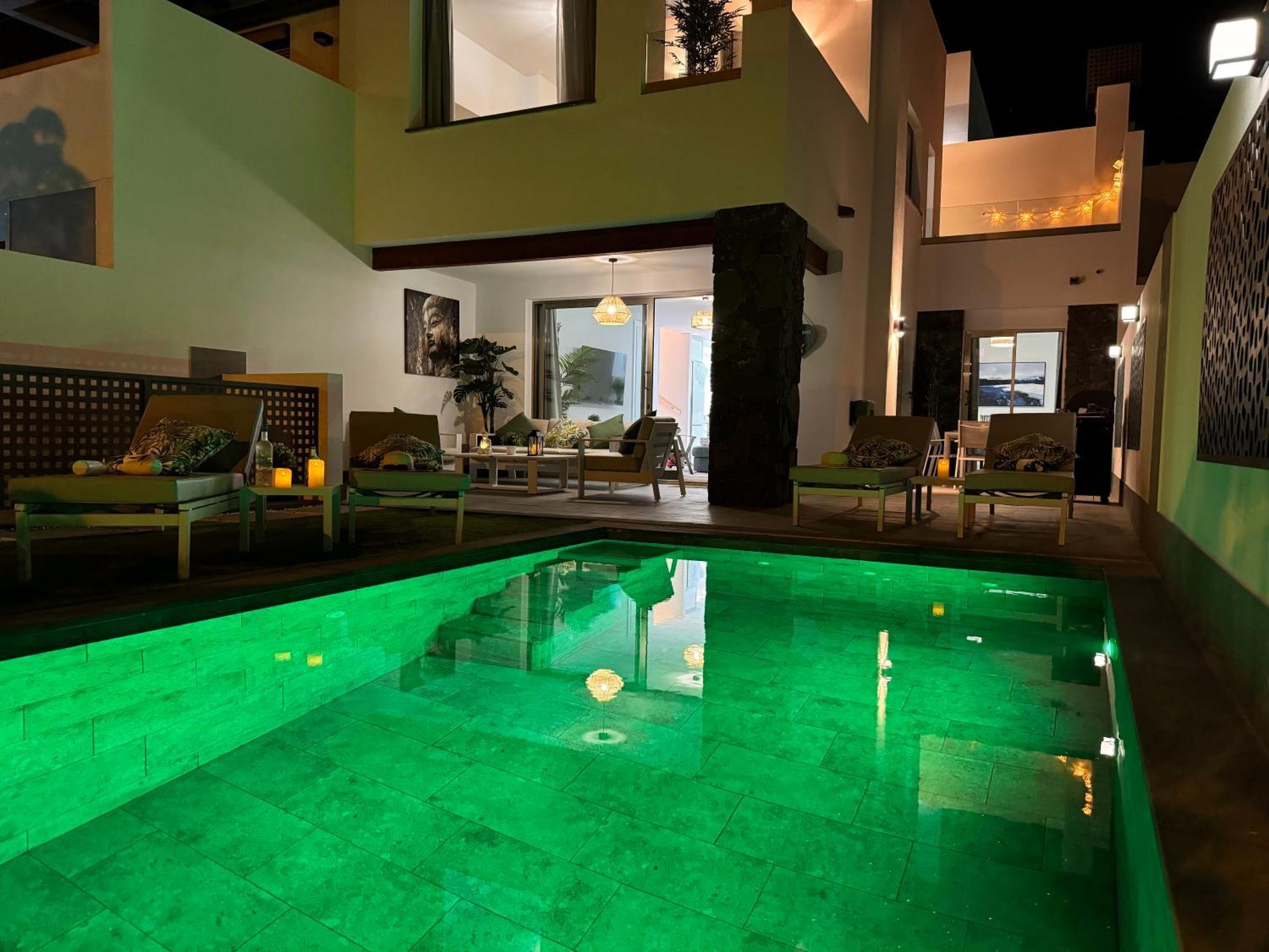 Welcome To Villa Bali A Luxurious Modern Getaway Los Cristianos  Esterno foto