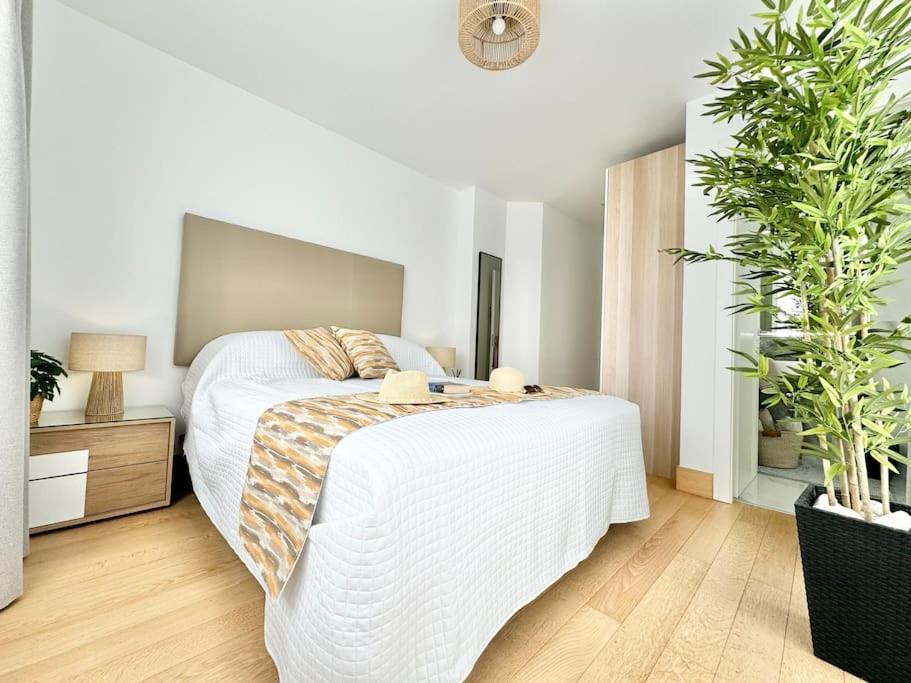 Welcome To Villa Bali A Luxurious Modern Getaway Los Cristianos  Esterno foto