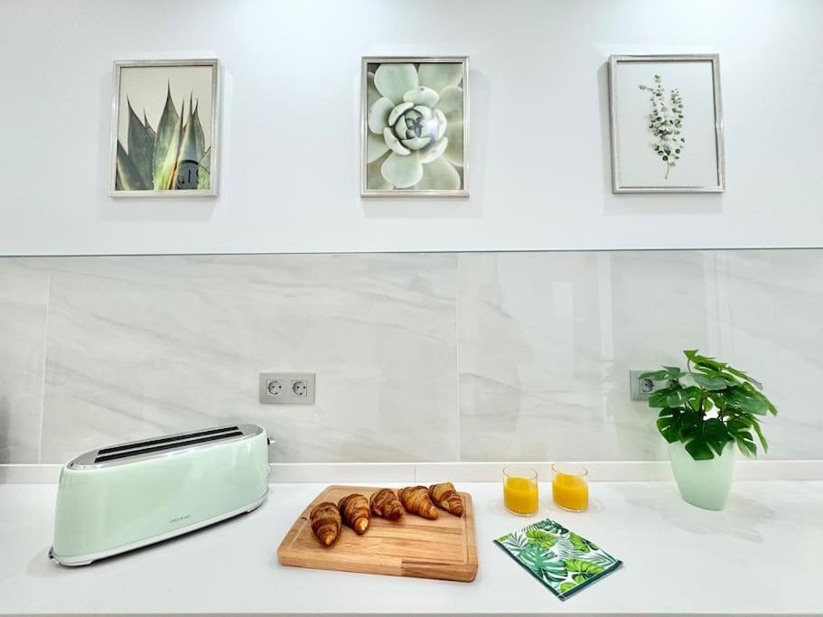 Welcome To Villa Bali A Luxurious Modern Getaway Los Cristianos  Esterno foto